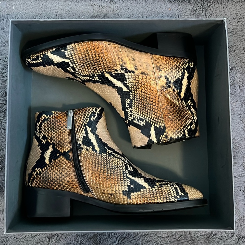 Aquatalia Faelynn Snake Print Caramel/Black Boots